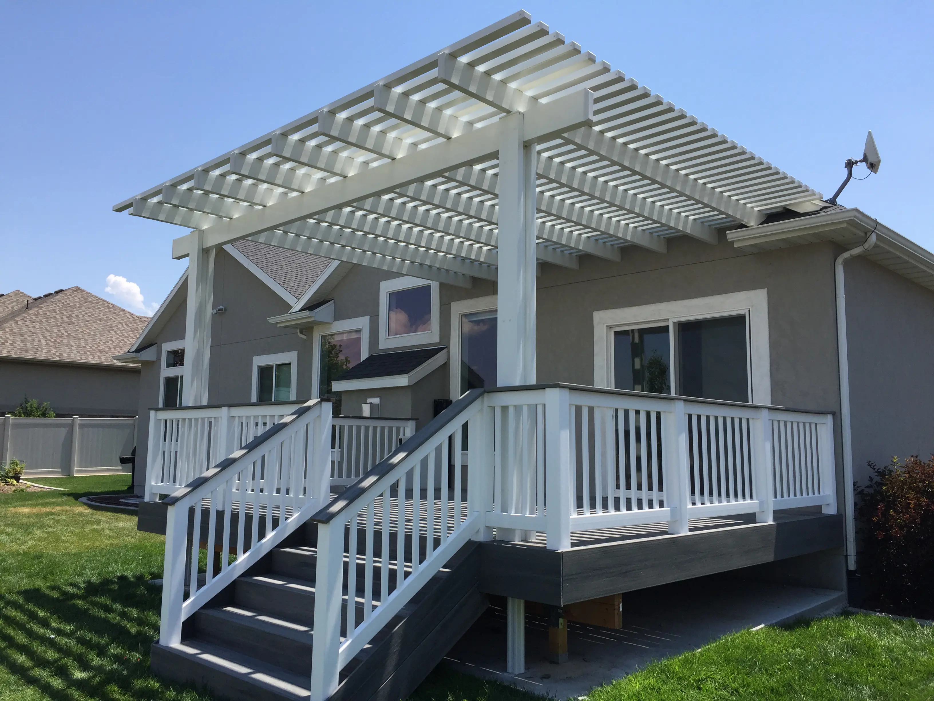 Trex Transcend Pictures & Decking Inspiration | Blackrock Decks Get inspired for a custom deck rebuild with these Trex Transcend pictures from the expert team at Blackrock Decks.