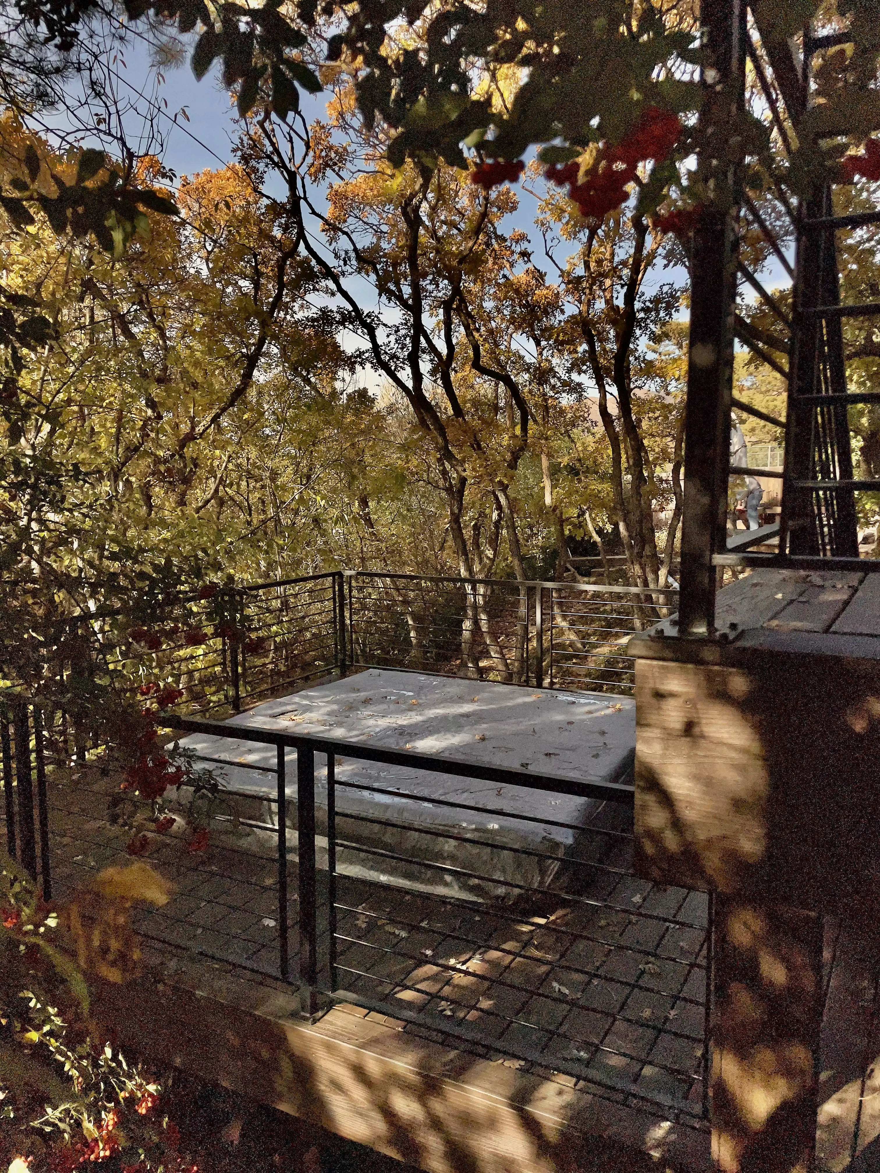 Trex Transcend Pictures & Decking Inspiration | Blackrock Decks Get inspired for a custom deck rebuild with these Trex Transcend pictures from the expert team at Blackrock Decks.